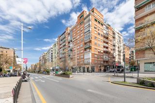 Dachwohnung in Camino de Ronda. Sale a la venta extraordinario atico reformado en granada