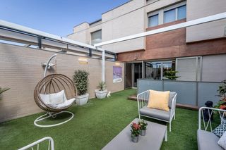 Casa aparellada  Adinamar. Casa de ensueño en serrallo