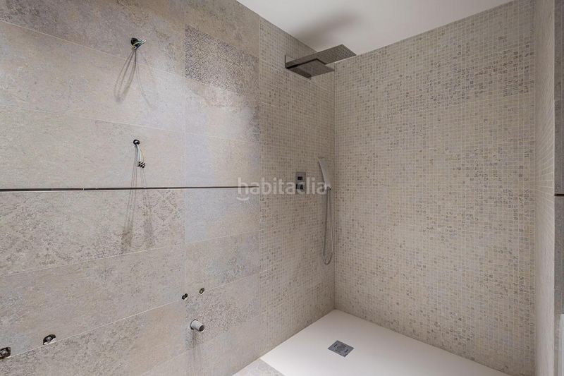 Foto 5165039f-8091-4eb4-a375-bebd9ec050cc. Casa amb calefacció aparcament piscina a Fígares Granada