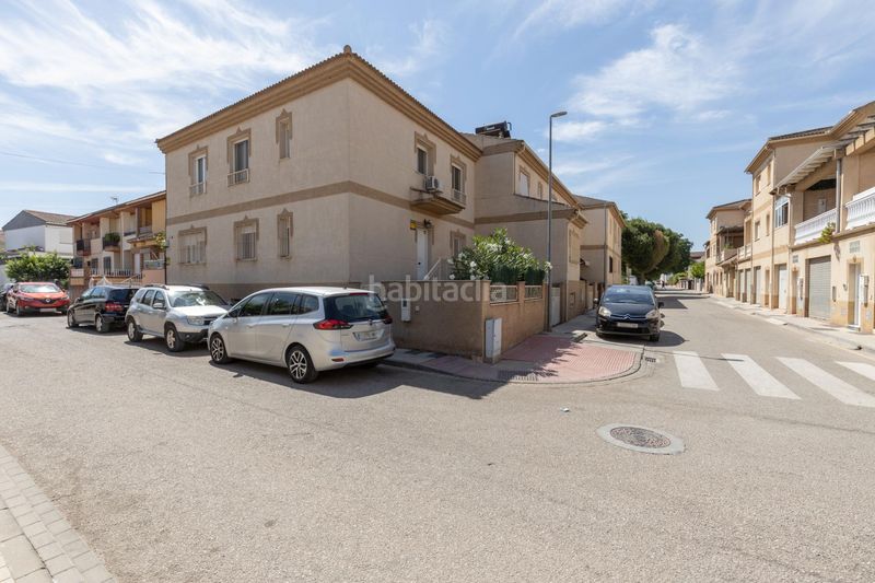 Foto d63dd00e-ebb8-45e9-95bb-f19407548894. Casa adossada amb calefacció aparcament a Santa Fe