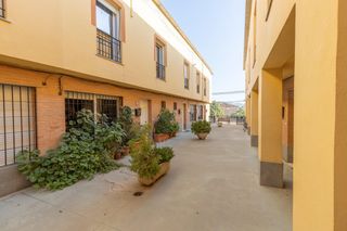 Casa adossada a Gójar