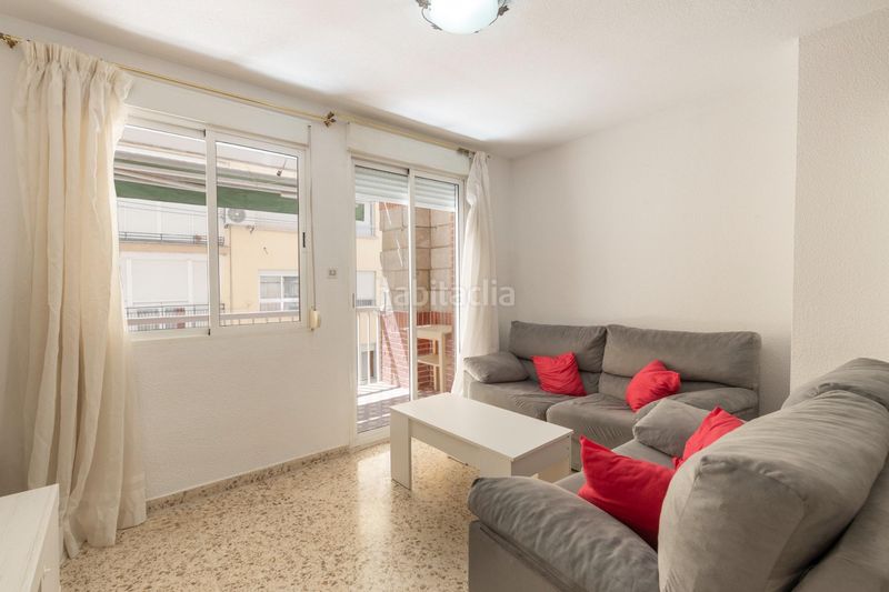Foto 7500cfb4-593b-42ba-b2b2-aab024825279. Pis a Cervantes Granada