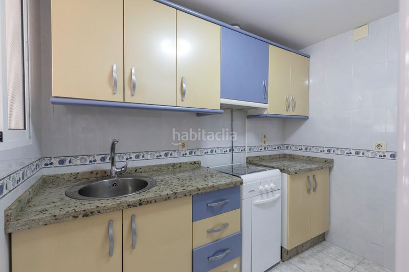 Foto eb311ed9-ae5c-4057-986c-fa48b1dd5105. Pis a Cervantes Granada