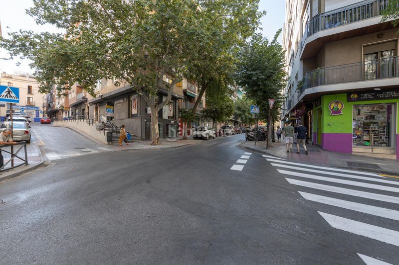 Foto c89b2627-50a0-4141-bb46-12c5a00d28af. Pis amb calefacció a Centro - Sagrario Granada