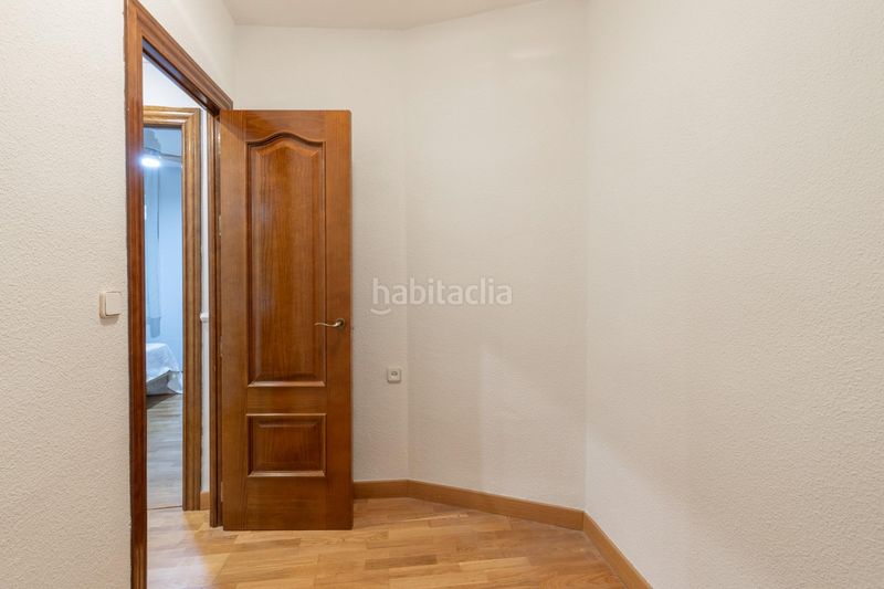 Foto e5ffcd8a-4e8e-4cef-9615-e9480d78d133. Pis amb calefacció a Centro - Sagrario Granada