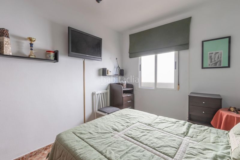 Foto d11fdf18-ac0d-41be-9836-8e07b7b798fa. Casa adosada precioso adosado con patio, terraza, cochera y estufa de leña en las gabias granada en Gabias (Las)