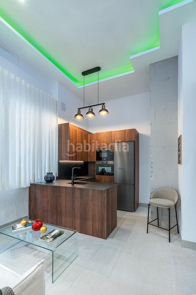 Foto c22d6f27-d111-444c-a59e-9f687887fda1. Planta baja precioso estudio de lujo en urbanizacion triunfo jardin en Granada