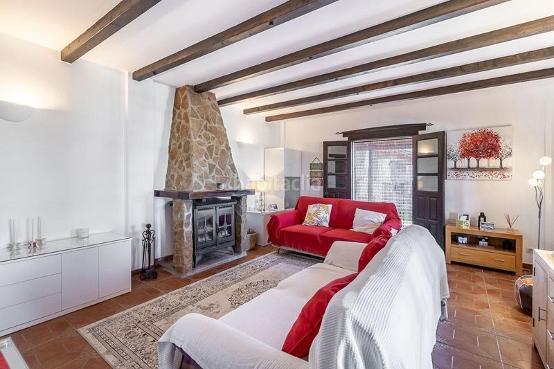 Foto b3b87045-fb95-4a30-b507-f40fdd87bc7f. Chalet with heating parking pool in Santa Cruz del Comercio