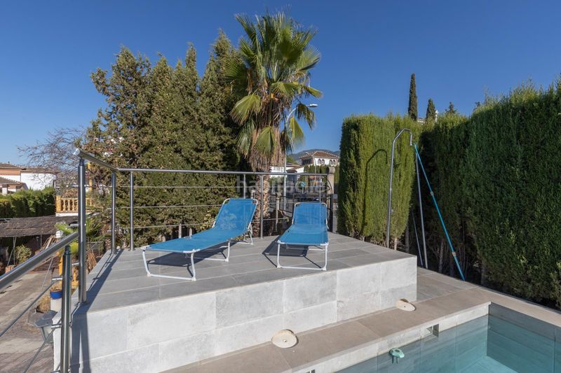 Foto 2ed8ba7b-c9c6-4312-9283-059d3b56304f. Chalet with heating parking pool in Altos de la Zubia Zubia (La)