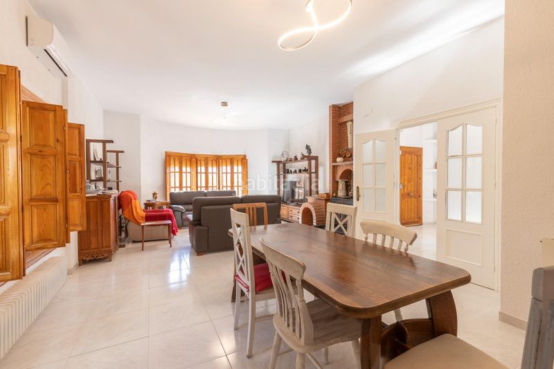 Foto 6cc8a7cd-33d6-478f-a3ec-ec15619f3d74. Chalet with heating parking pool in Altos de la Zubia Zubia (La)