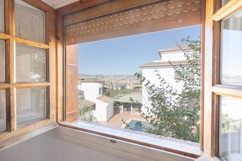 Foto cd4e8371-67c3-4474-8db2-23f2b2b643df. Chalet with heating parking pool in Altos de la Zubia Zubia (La)
