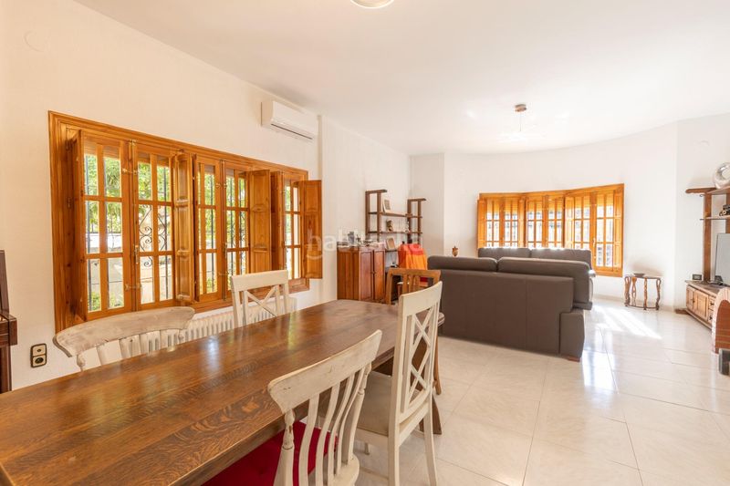 Foto f13a5c79-9f96-4165-92cb-7a31f91d3b98. Chalet with heating parking pool in Altos de la Zubia Zubia (La)