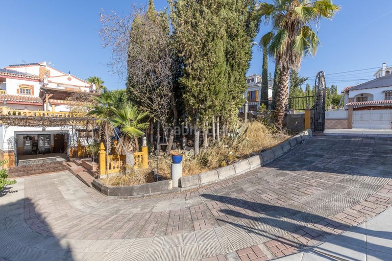 Foto fb365592-0d75-4fb3-8e66-98b4a0c18c7f. Chalet with heating parking pool in Altos de la Zubia Zubia (La)