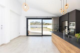 Xalet a Dílar. Villa de diseño en cañadas del parque