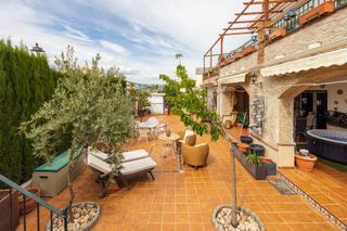 Chalet in Calle el tejo 19