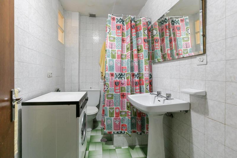 Foto 6cd3ca8b-76a7-4235-9c0f-d207e50c3f1a. Casa adossada amb aparcament a San Matías - Realejo Granada