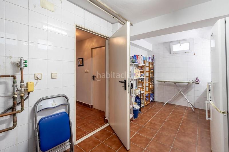 Foto df6a579e-9522-4eaf-8a27-b73d79c27a32. Casa espectacular casa junto al c.c. serrallo en Camino de los Neveros - Serrallo Granada