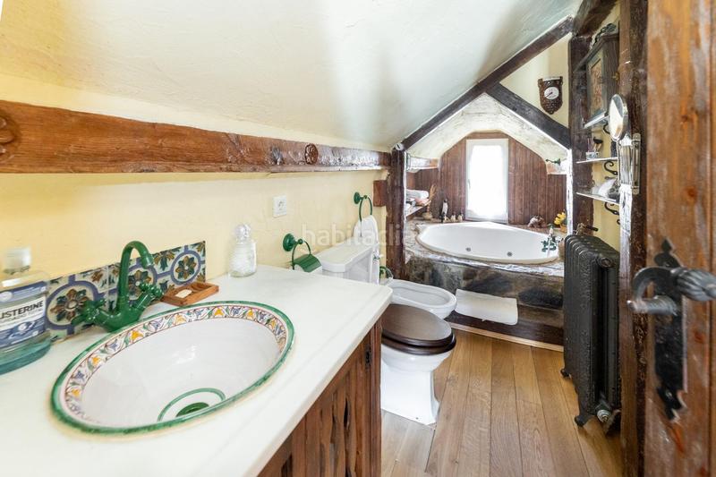 Foto 714d38d1-31b2-4112-906e-6a56aae1314c. Attico con riscaldamento parcheggio in Zona media Sierra Nevada