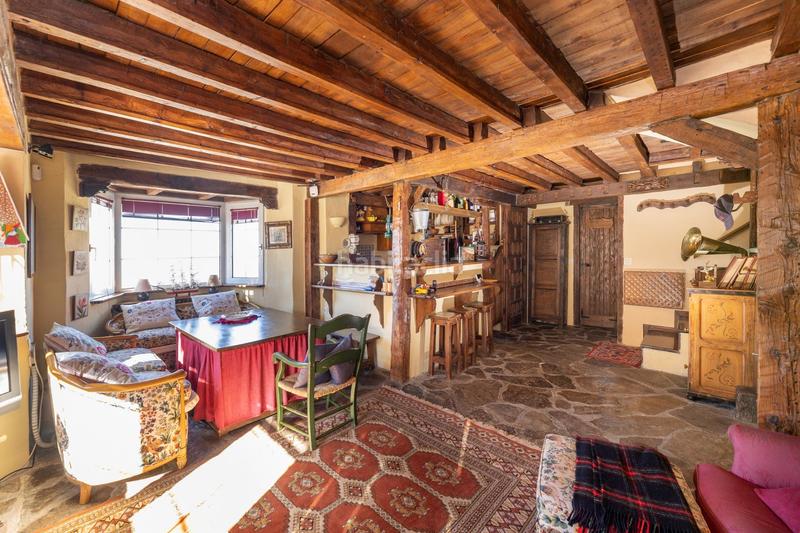 Foto dfcc11fb-3faa-4dec-b8be-b2a76baecea9. Attico con riscaldamento parcheggio in Zona media Sierra Nevada