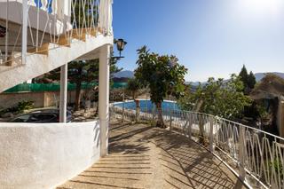 Casa  Molinos. Maravilloso chalet en lanjarn.