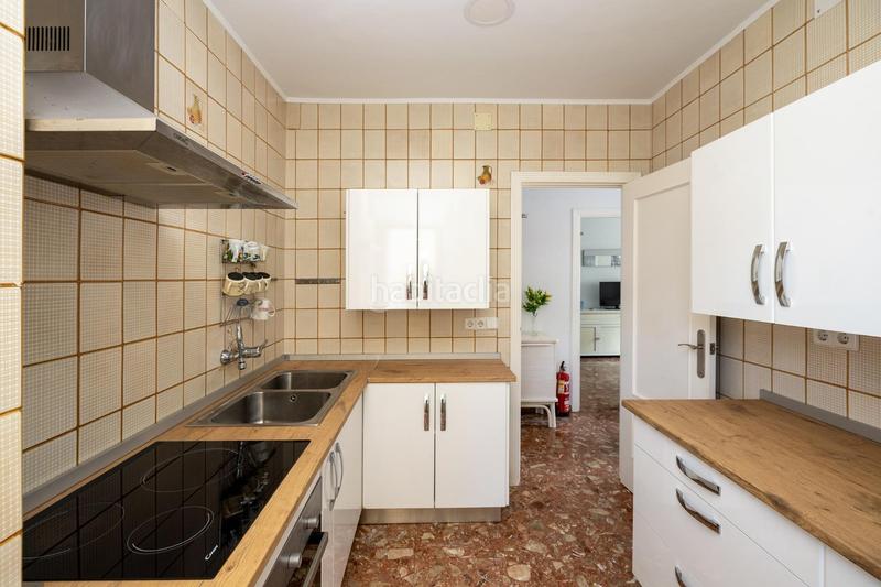 Foto 1c0ba78a-0f1e-4748-95ba-ba75a3aa0049. Casa  en pleno centro en San Antón Armilla
