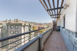 Pis  Avenida de dílar. Vivienda top en edificio principe ii  uno de los residenciales m