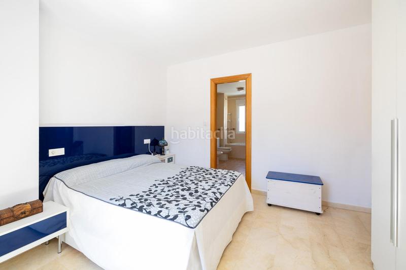 Foto 4bfff6a1-3753-4b83-b25d-352a18490f4f. Maison jumelée avec chauffage parking dans Aljomahima - Ermita Gabias (Las)