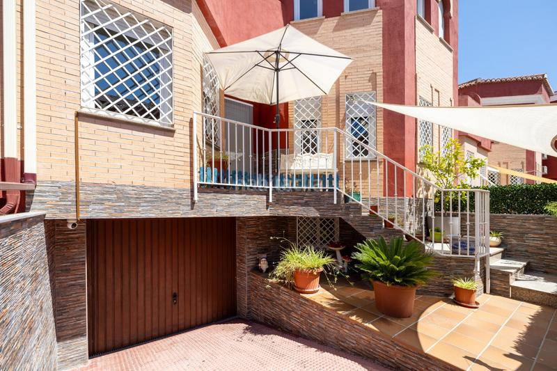 Foto 8eaf2ffd-821f-45ad-80f9-a586b47a978f. Maison jumelée avec chauffage parking dans Aljomahima - Ermita Gabias (Las)