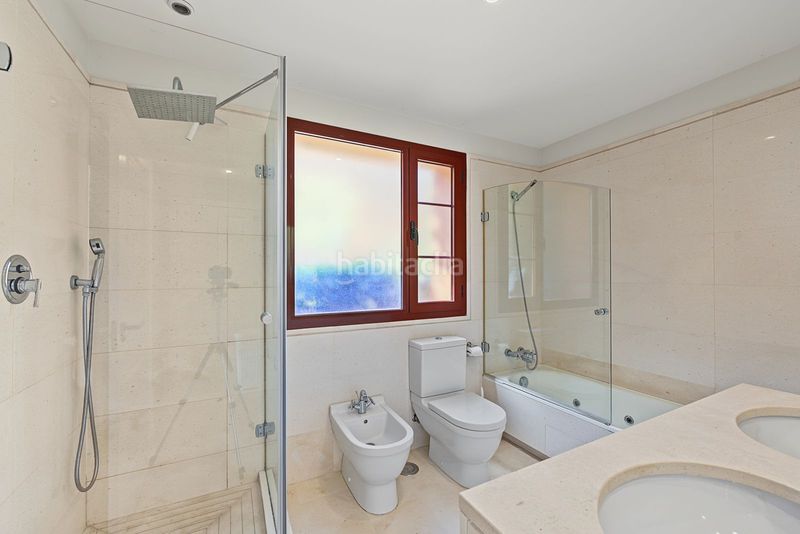 Foto 424eb036-008a-4512-9515-48f86872f138. Apartment with heating parking in Benahavís pueblo Benahavís