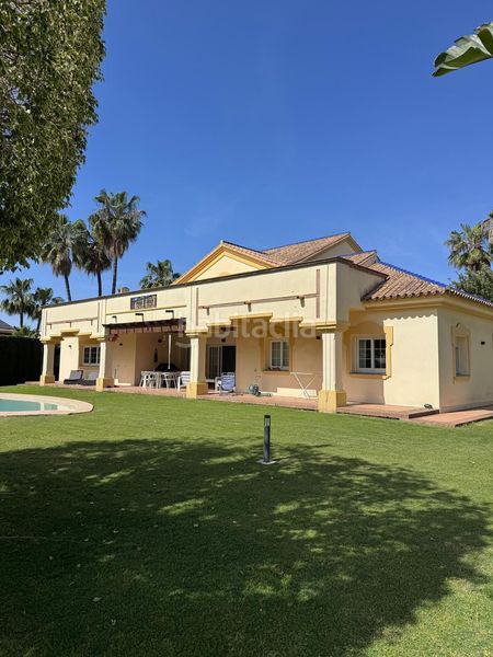 Foto aae64484-705d-4915-a8db-1f6b99ece786. Casa amb calefacció aparcament a Parque Central Estepona