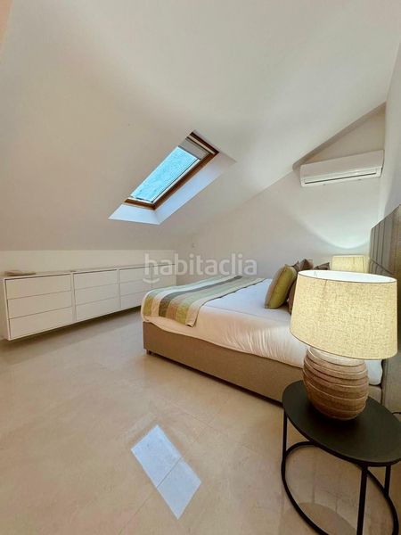 Foto b71ec721-8967-4d0b-95cb-5ce7175e14e1. Casa amb calefacció aparcament a Parque Central Estepona