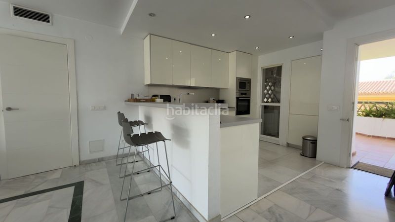 Foto d9344d88-a5b7-4505-bbd5-104f29f65d6e. Apartamento 2 dormitorios apartamento Puerto Banús en Marbella