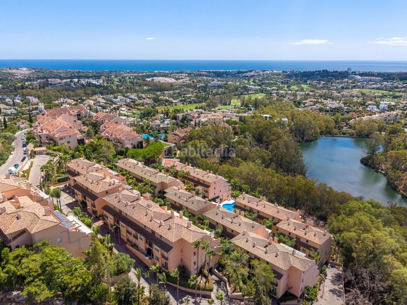 Foto 12ef6f3d-04f5-4768-9833-c3e6c04dac92. Dúplex 2 dormitorios duplex nueva andalucia en Las Brisas Marbella