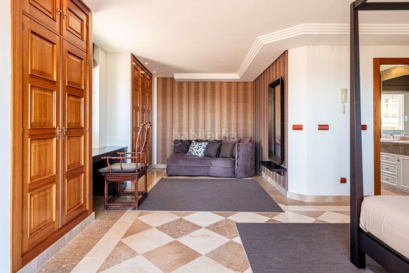 Foto 2706a8d6-16a7-48b3-b819-5f5f98a5554b. Dúplex 2 dormitorios duplex nueva andalucia en Las Brisas Marbella