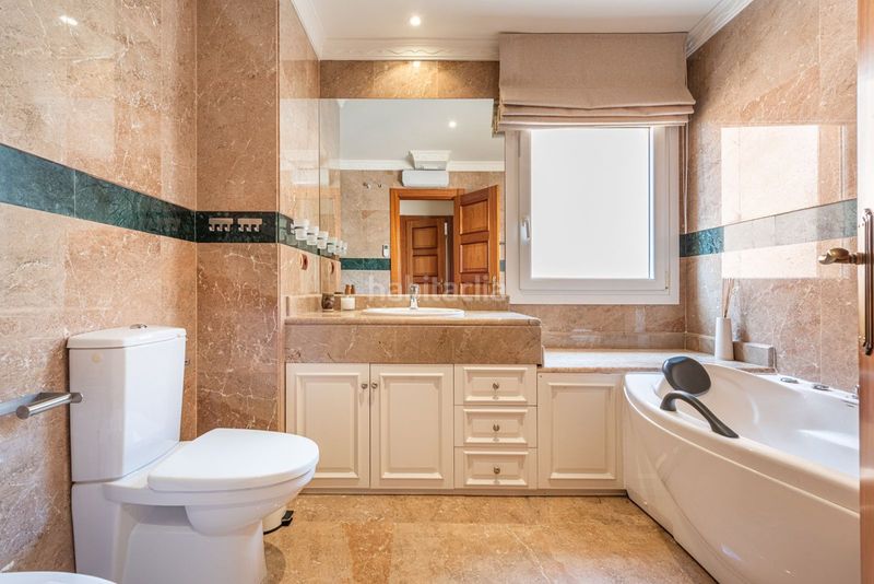 Foto de6205ed-fa3e-47c2-aa5d-e3ef7e0e4c4f. Dúplex 2 dormitorios duplex nueva andalucia en Las Brisas Marbella