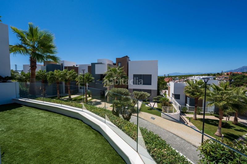 Foto 01f92643-0b75-4ed2-b217-3b1c000e2cc1. Dúplex 3 dormitorios duplex cabopino en Cabopino - Artola Marbella