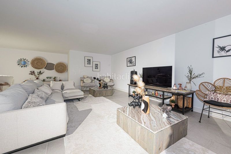 Foto d8029cd6-92ec-4550-a4af-e06d97e5f104. Dúplex 3 dormitorios duplex cabopino en Cabopino - Artola Marbella