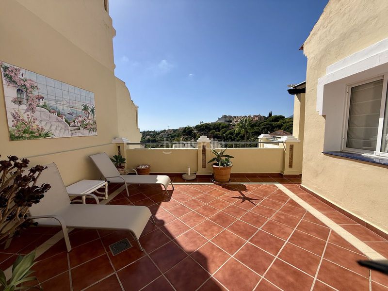 Foto 14e653c1-274e-430e-a4ba-06dfed4c71f7. Zweistöckige wohnung mit heizung in Santa María Marbella