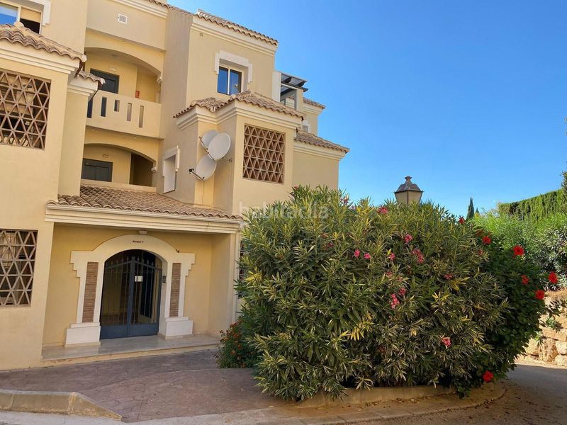 Foto 198f5e08-0c8d-4787-aec7-3df78475e790. Zweistöckige wohnung mit heizung in Santa María Marbella