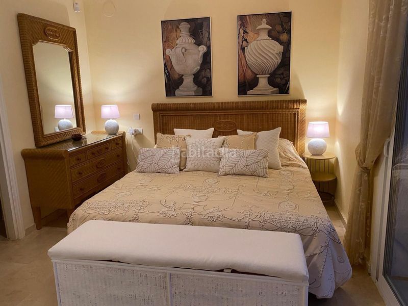 Foto 1bfe9925-dbe9-425e-be0c-b9b1387d23d5. Zweistöckige wohnung mit heizung in Santa María Marbella