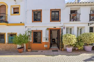 Maison jumelée à Parque Central. 4 dormitorios adosado centro