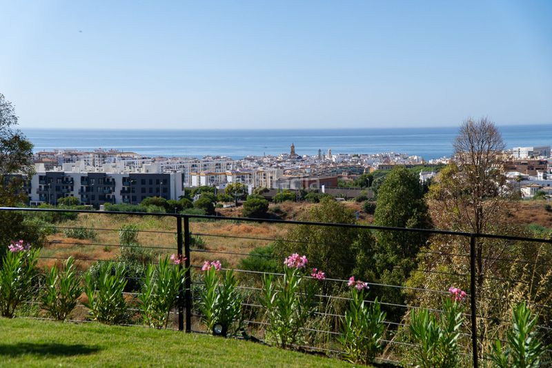 Foto 9421e672-d5fe-4b4c-95ca-b204558f038b. Apartament amb calefacció aparcament piscina a Parque Central Estepona
