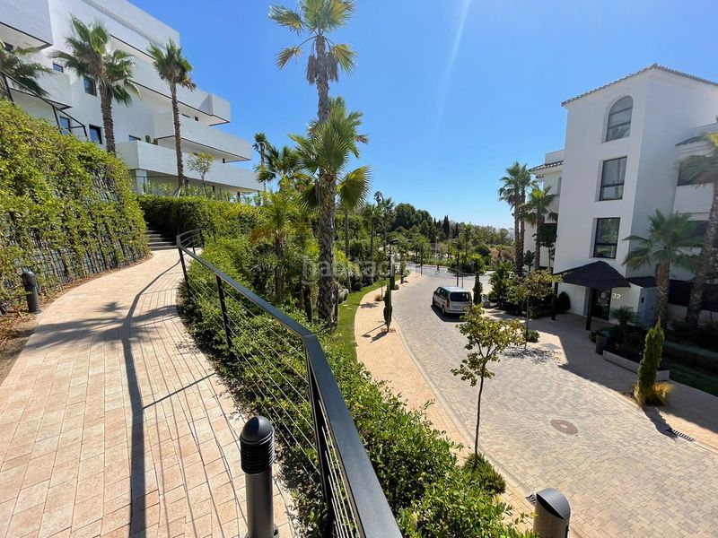 Foto 9b19ba0b-95ad-4445-b7ff-aae9c99de4a3. Apartament amb calefacció aparcament piscina a Parque Central Estepona