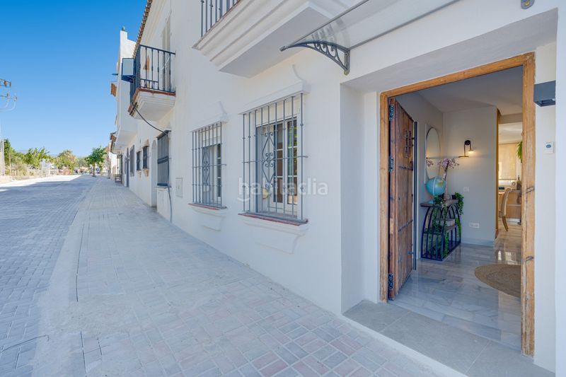 Foto e34cffe0-ba95-4713-8e7e-3204bc40a805. Casa adossada amb calefacció a Cancelada Estepona