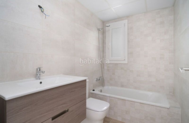 Foto 003437b9-8e5c-4e93-858a-ea4c448f69b0. Apartament amb calefacció a Las Brisas Marbella
