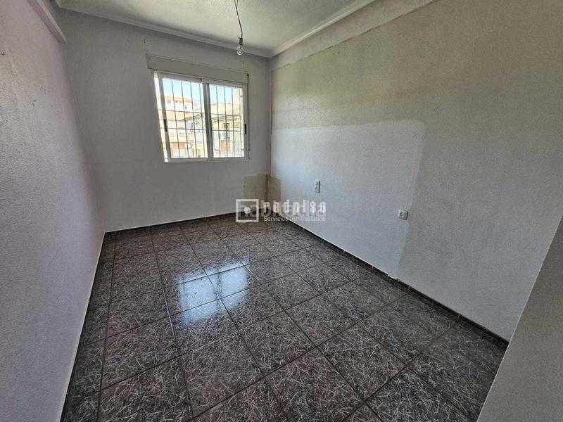 Foto c20ae1dc-d4dc-4e29-a8fe-d24600ecf221. Duplex avec parking dans Llano de Brujas Murcia