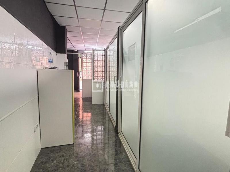 Foto da0ae796-6986-4c1a-84ab-6c9a118fef19. Location local commercial dans Santa Eulalia Murcia