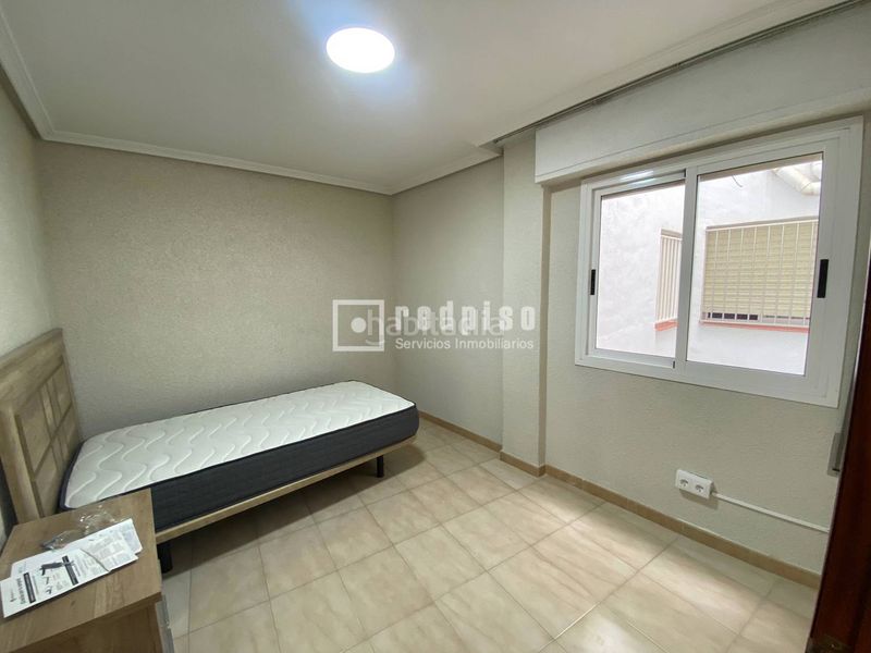 Foto ed3ef943-4b2b-4850-8805-b9d692282acf. Lloguer pis a San Juan Murcia