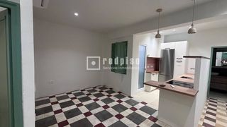 Miete Etagenwohnung  Intendente jorge palacios