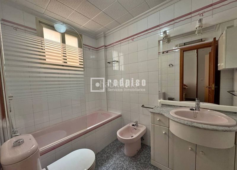 Foto 599002cf-b549-4201-a6ef-84d79acd542c. Pis amb aparcament a San Antón Murcia